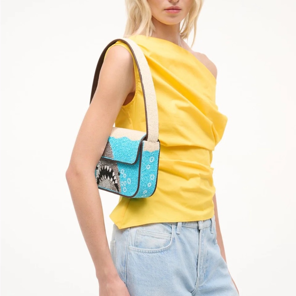 STAUD BEADED TOMMY BAG VIRAL GREAT WHITE SHARK - Picture 2 of 7